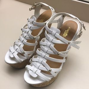 Charlotte Russe white wedges